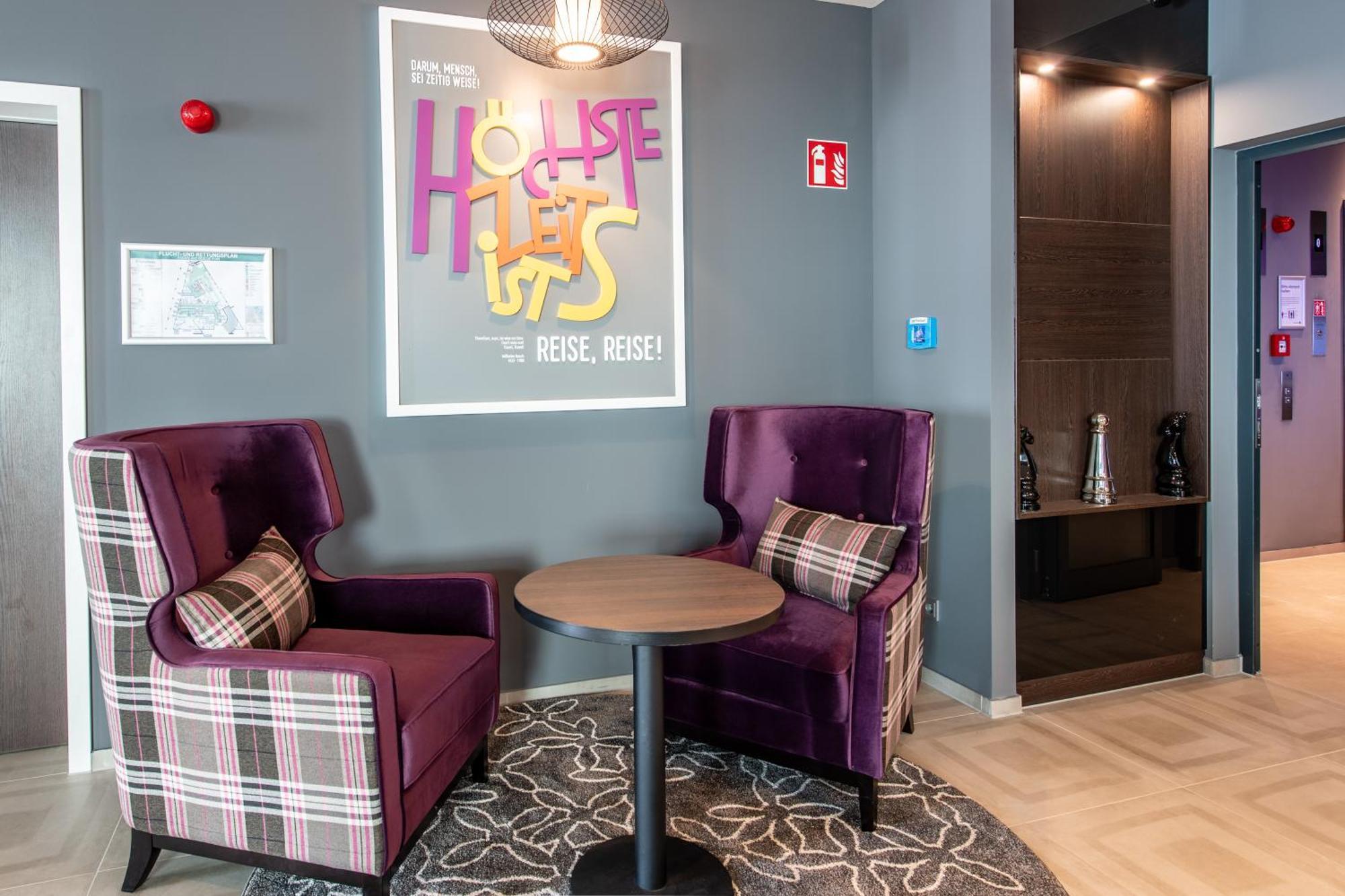 Premier Inn Stuttgart City Centre エクステリア 写真